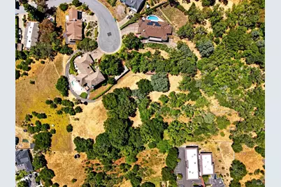 14 Tenaya Lane, Novato, CA 94947 - Photo 35