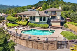 14 Tenaya Ln, Novato, CA 94947 - Photo 1