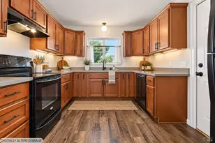 1481 North St, Santa Rosa, CA 95404 - Photo 5