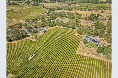 15881 Highway 12, Sonoma, CA 95476 - Photo 21
