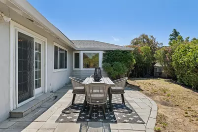 404 Vendola Drive, San Rafael, CA 94903 - Photo 19