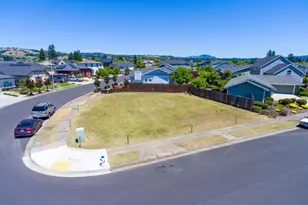 1944 San Salvador Dr, Santa Rosa, CA 95403 - Photo 1