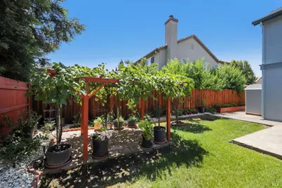 2065 Mariposa Drive, Dixon, CA 95620 - Photo 37