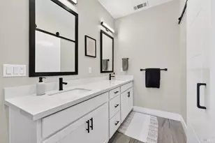 2215 Versaro Dr, Santa Rosa, CA 95403 - Photo 23