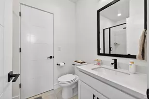 2215 Versaro Dr, Santa Rosa, CA 95403 - Photo 35