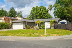 4682 Flax Ct, Rohnert Park, CA 94928 - Photo 3