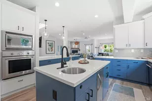 312 Corrillo Dr, San Rafael, CA 94903 - Photo 15
