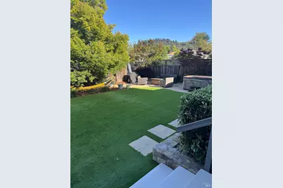 312 Corrillo Drive, San Rafael, CA 94903 - Photo 5