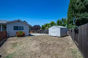 1041 Prairie Dr, Suisun City, CA 94585 - Photo 43