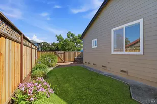 7811 Foppiano Way, Windsor, CA 95492 - Photo 33