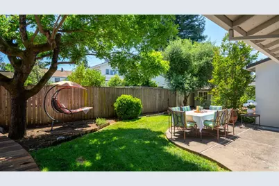 1019 St Helena Avenue, Santa Rosa, CA 95404 - Photo 25