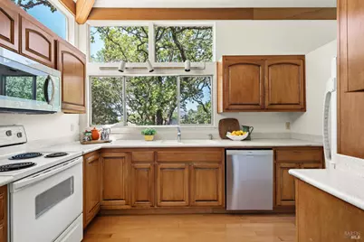 497 Hillsdale Drive, Santa Rosa, CA 95409 - Photo 13