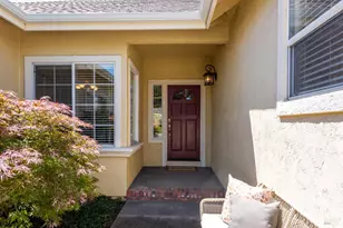 1040 Elsbree Ln, Windsor, CA 95492 - Photo 3