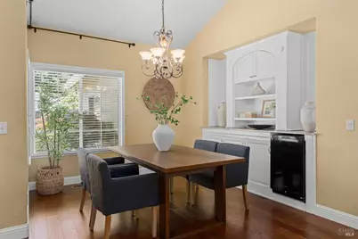 1040 Elsbree Lane, Windsor, CA 95492 - Photo 11