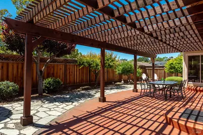 1040 Elsbree Lane, Windsor, CA 95492 - Photo 31