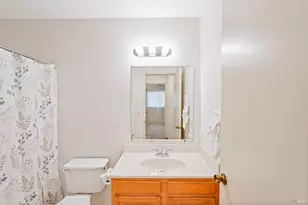 1068 Mission Cir, Fairfield, CA 94534 - Photo 23