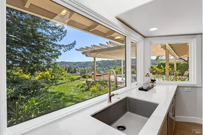 295 Sandringham Drive, Moraga, CA 94556 - Photo 15