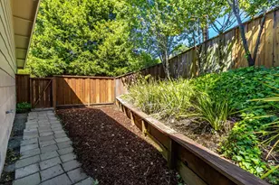 295 Sandringham Dr, Moraga, CA 94556 - Photo 69