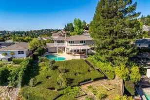 295 Sandringham Dr, Moraga, CA 94556 - Photo 75