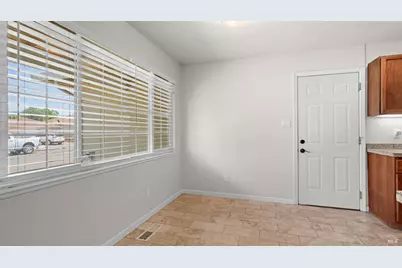 78 Allen Avenue, Cloverdale, CA 95425 - Photo 9