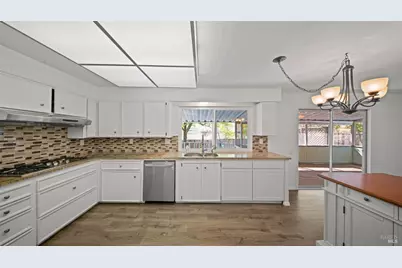 106 Panorama Drive, Novato, CA 94949 - Photo 11