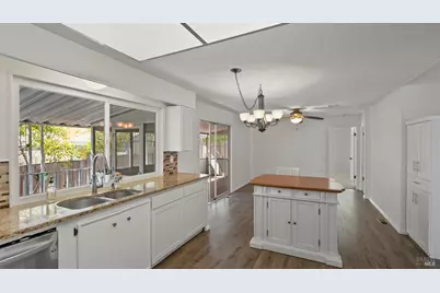 106 Panorama Drive, Novato, CA 94949 - Photo 15