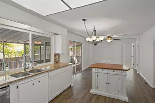106 Panorama Dr, Novato, CA 94949 - Photo 15