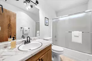 1001 Eastridge Dr, Napa, CA 94558 - Photo 21