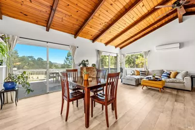 1001 Eastridge Drive, Napa, CA 94558 - Photo 13