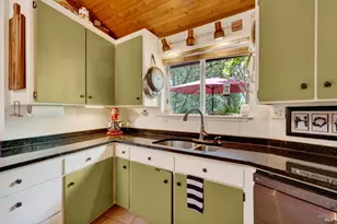 13885 Mountain House Rd, Hopland, CA 95449 - Photo 15