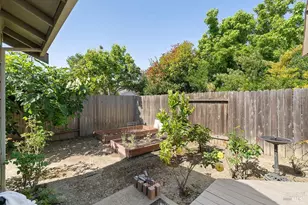 153 Bridlewood Ct, Vallejo, CA 94591 - Photo 23