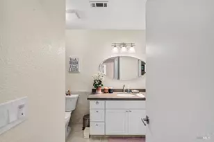 153 Bridlewood Ct, Vallejo, CA 94591 - Photo 17