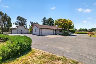 65 McBrown Rd, Petaluma, CA 94952 - Photo 1