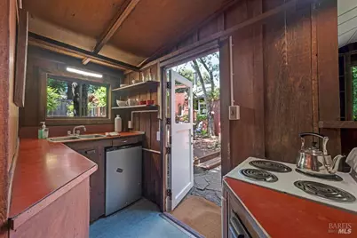 90 Laurel View Way, Inverness, CA 94937 - Photo 31