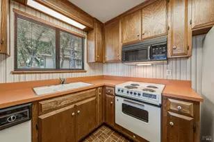 2810 Greenway Dr, Kelseyville, CA 95451 - Photo 17