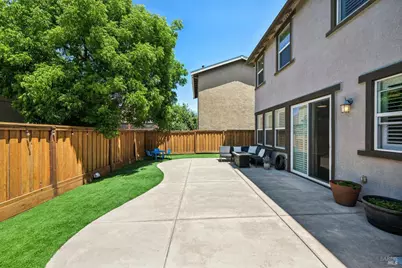 1425 Yarberry Lane, Petaluma, CA 94954 - Photo 37