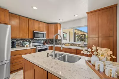 1588 Gladstone Way, Rohnert Park, CA 94928 - Photo 15
