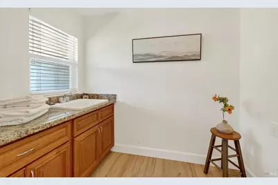 2322 So. Hampton Circle, Santa Rosa, CA 95401 - Photo 15