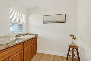 2322 S Hampton Circle, Santa Rosa, CA 95401 - Photo 15