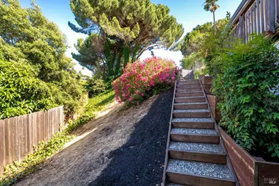 312 Skyline Drive, Vallejo, CA 94591 - Photo 41