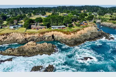 45680 Cypress Drive, Mendocino, CA 95460 - Photo 27