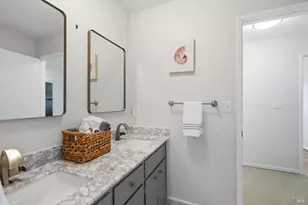 33 Manzano Ct, Novato, CA 94945 - Photo 25
