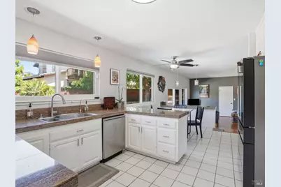 33 Manzano Court, Novato, CA 94945 - Photo 5