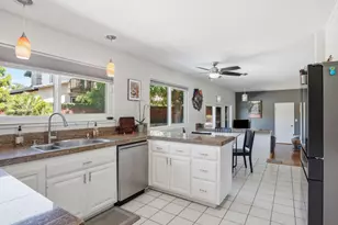 33 Manzano Ct, Novato, CA 94945 - Photo 5