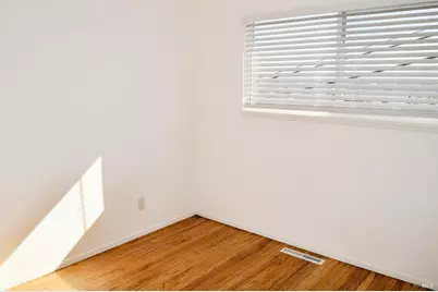 178 Baxter Street, Vallejo, CA 94590 - Photo 17
