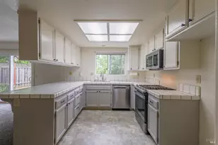 1195 Exeter, Santa Rosa, CA 95401 - Photo 9