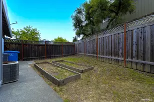 1195 Exeter, Santa Rosa, CA 95401 - Photo 27
