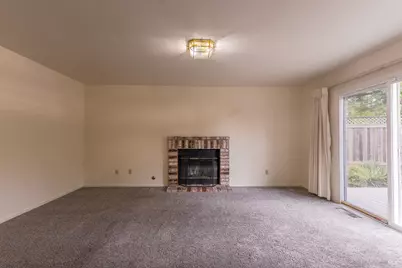 1195 Exeter, Santa Rosa, CA 95401 - Photo 7