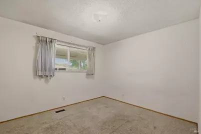 607 San Lorenzo Street, Fairfield, CA 94533 - Photo 15