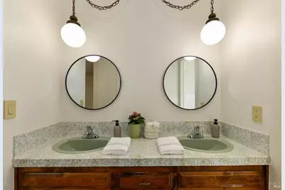 1030 La Grande Avenue, Napa, CA 94558 - Photo 35